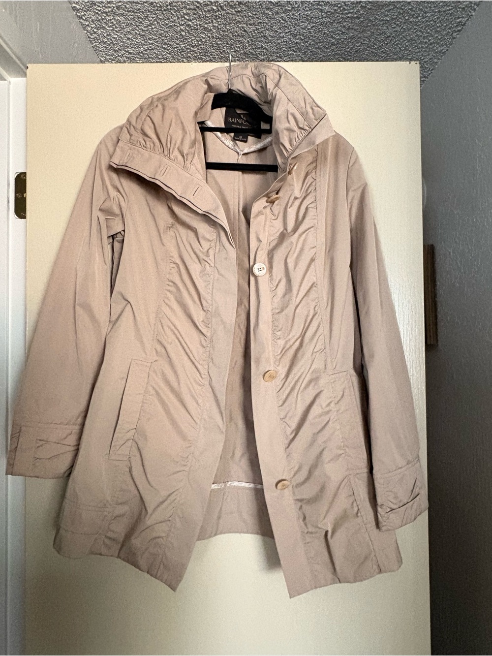 Rainforest Ruched packable Rain jacket